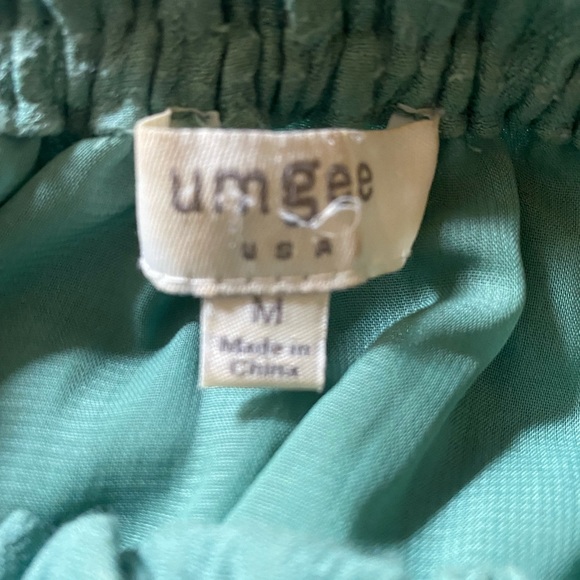 Umgee sea mist dress with flowers. Size medium - Picture 5 of 6